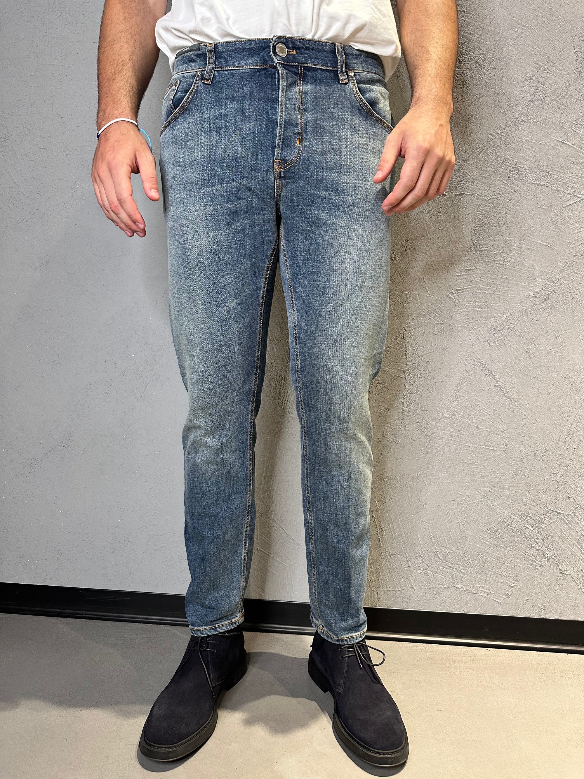 PT TORINO. Jeans in denim stretch. Blu