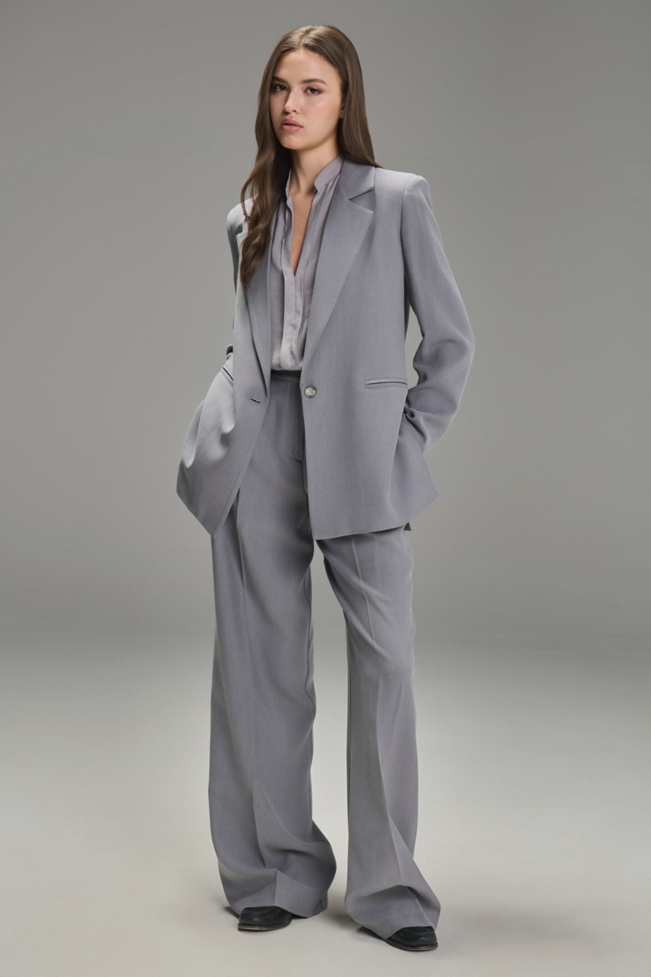 FACE TO FACE Pantalone talia grigio. COD.192