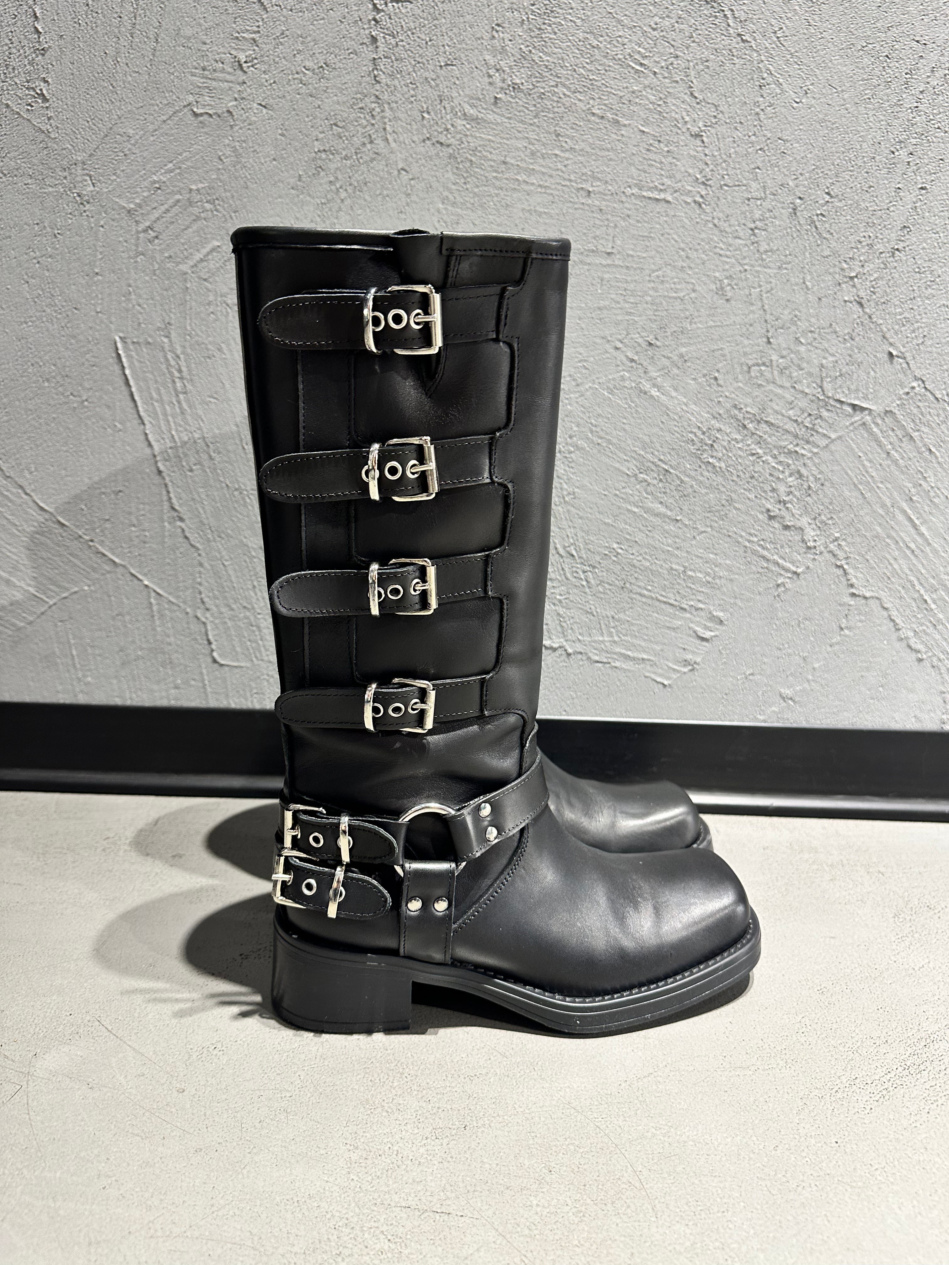 R23 Biker con fibbie cod 3094 iw