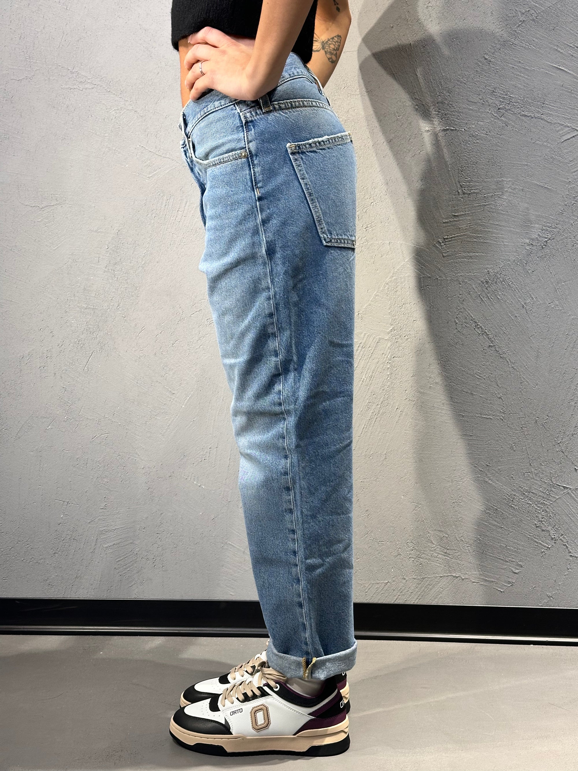 CYCLE. BELLA '90S FIT MID RISE STRAIGHT MID TONE NATURAL VINTAGE
