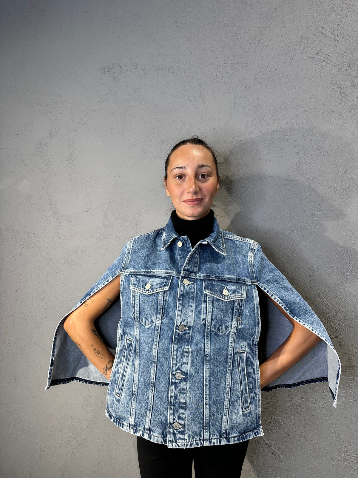 CYCLE. CANDY PONCHO JACKET ANTIQUE VINTAGE