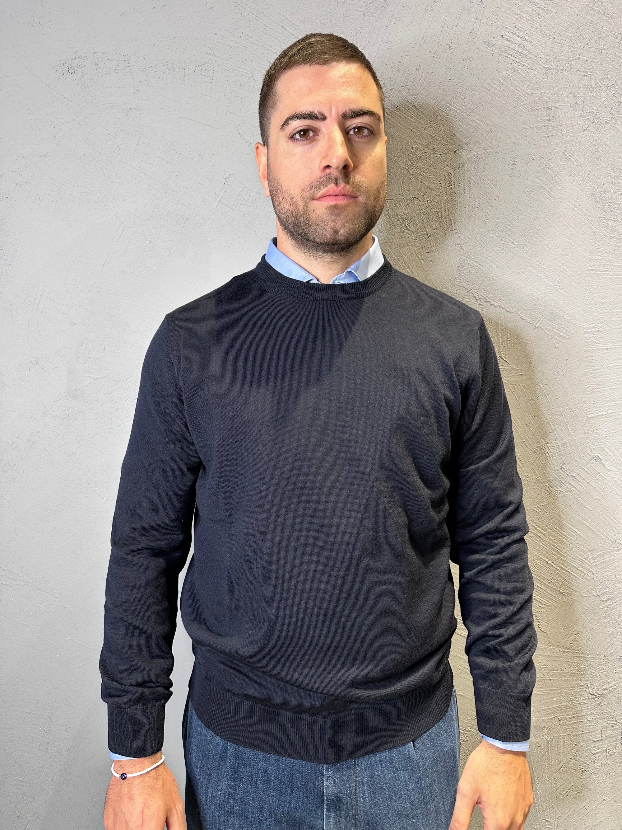 KANGRA. Maglia Girocollo in Lana Merino Ultrafine Blu. COD. 225