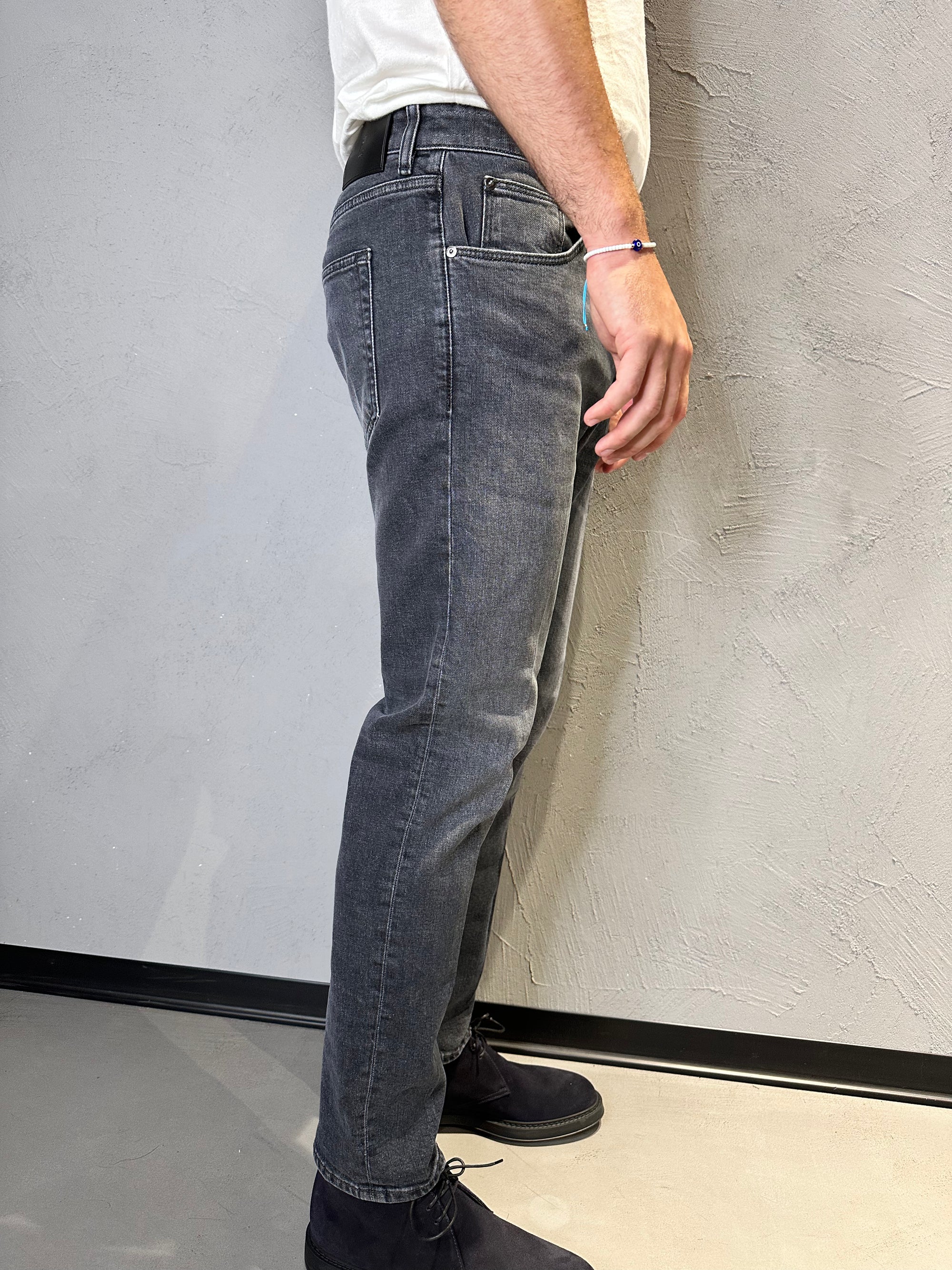 Jeans Reggae in black denim stretch. nero