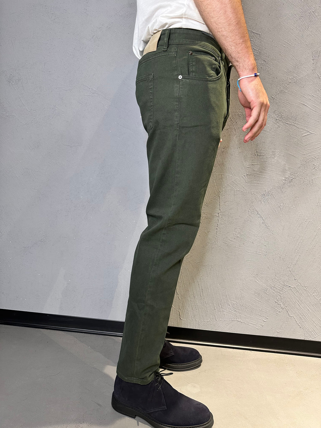 PT TORINO. Jeans Relax verde