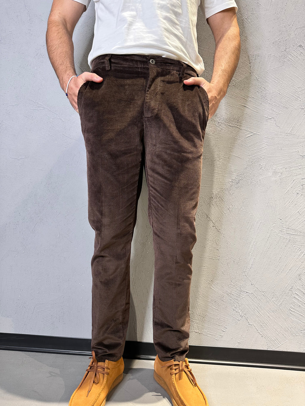 TELERIA ZED. PLATINO  pantalone in velluto a marrone. COD. 266