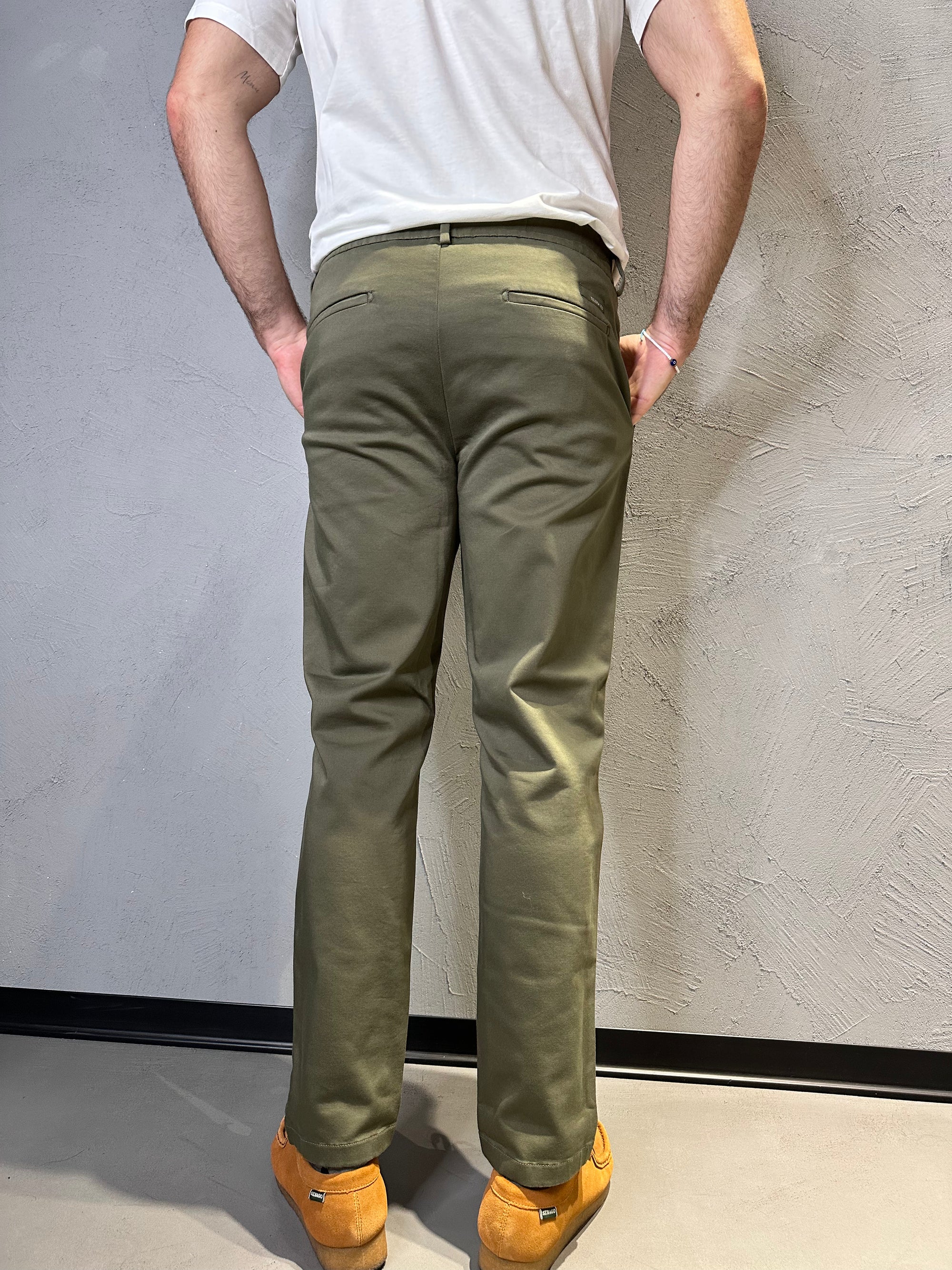 TELERIA ZED. Pantalone Casual Slim Fit Tinta Unita Verde Militare. COD. 260