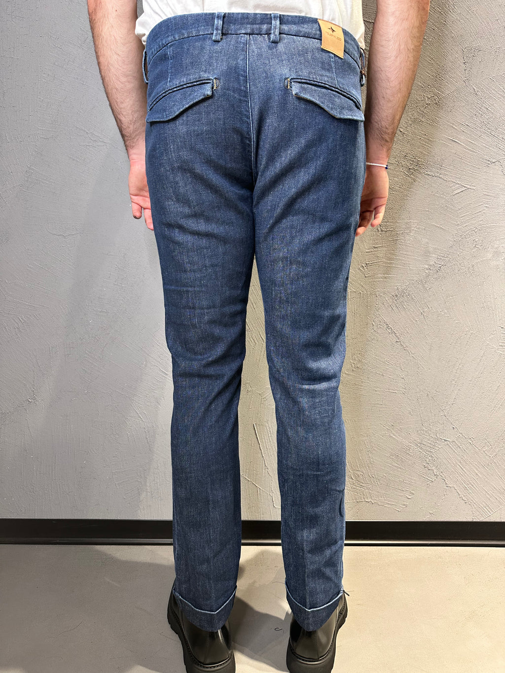 TELERIA ZED jeans slim fit. COD. 255