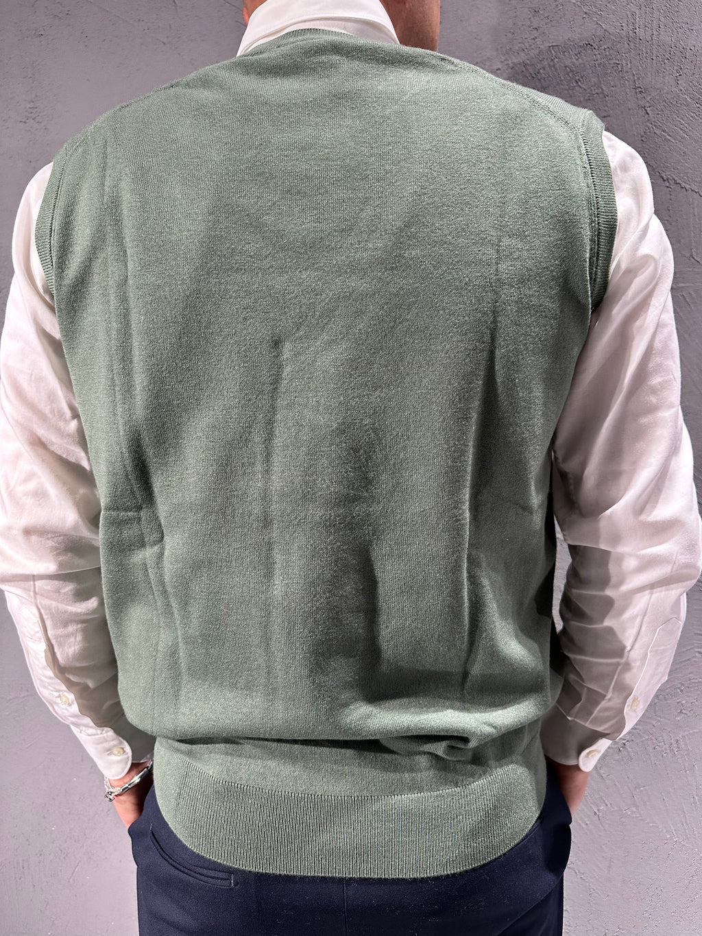 DIKTAT. Gilet chiuso viscoso. COD.278