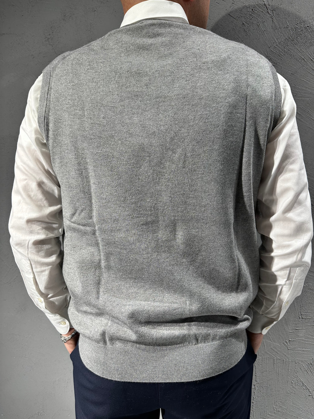 DIKTAT. Gilet chiuso viscoso. COD.278