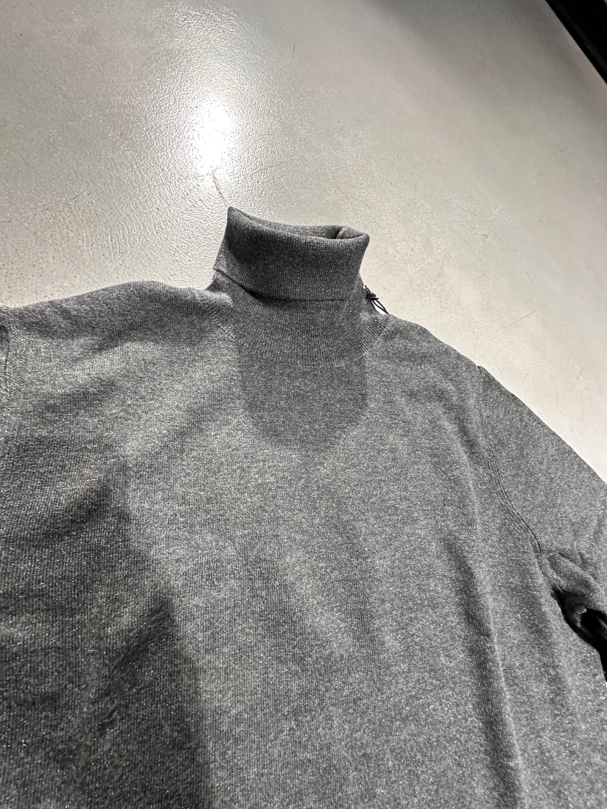 DIKTAT. Maglione dolcevita viscosa cashmere. COD.280