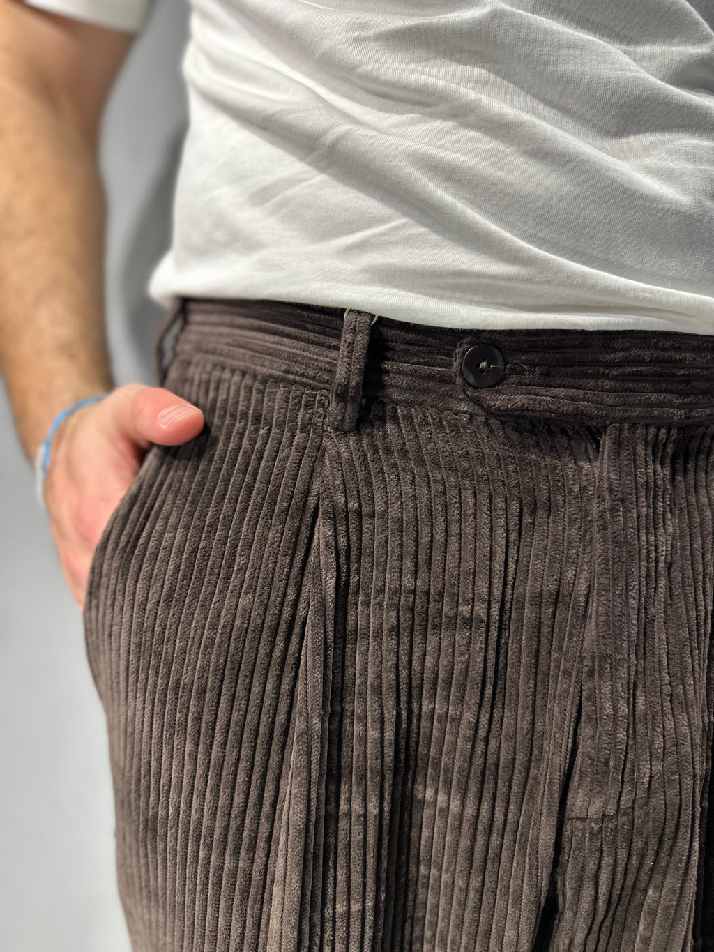 DEVORE. Pantaloni Devore Incipit Velluto DVR45. COD.289