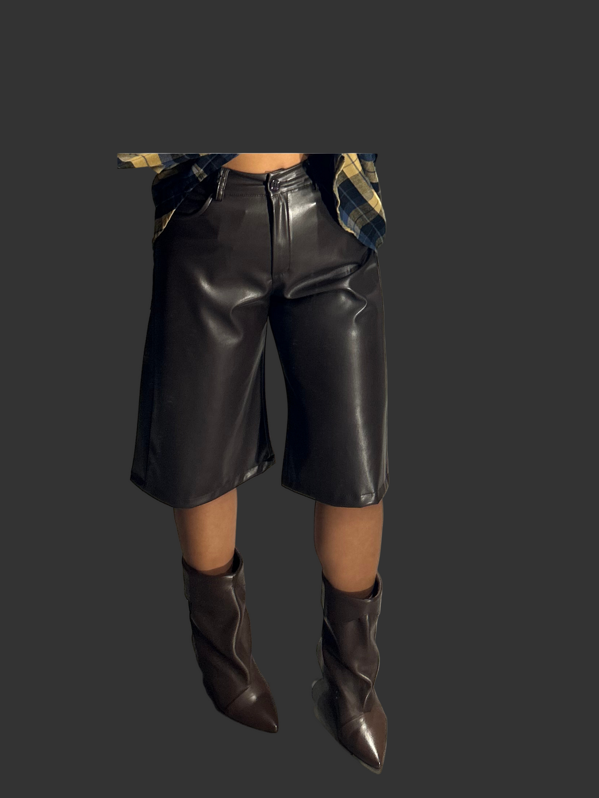 TENSIONE IN bermuda ecopelle cod.800