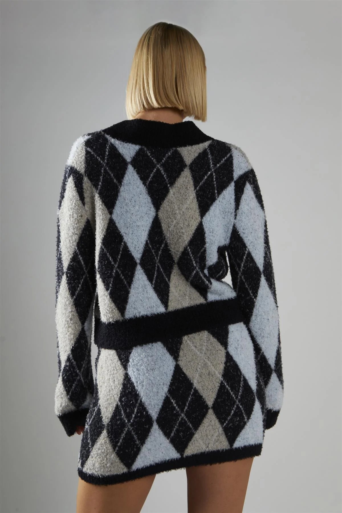 GLAMOROUS. Cardigan Angyle. CAD.809